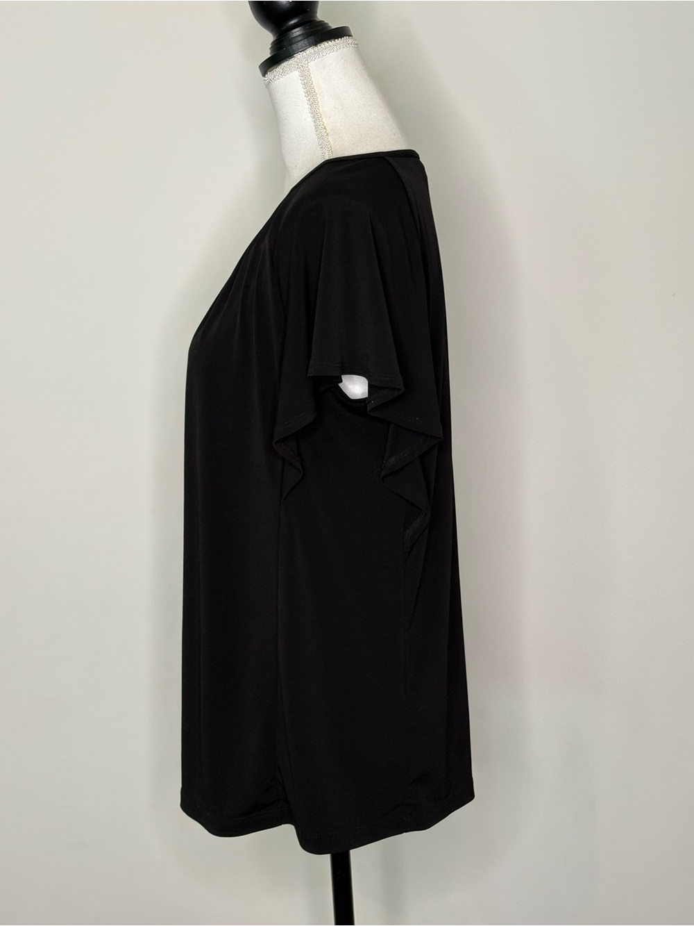 Susan Graver Dressy Liquid Knit Flutter Sleeves Top Black Blouse - Picture 5 of 8